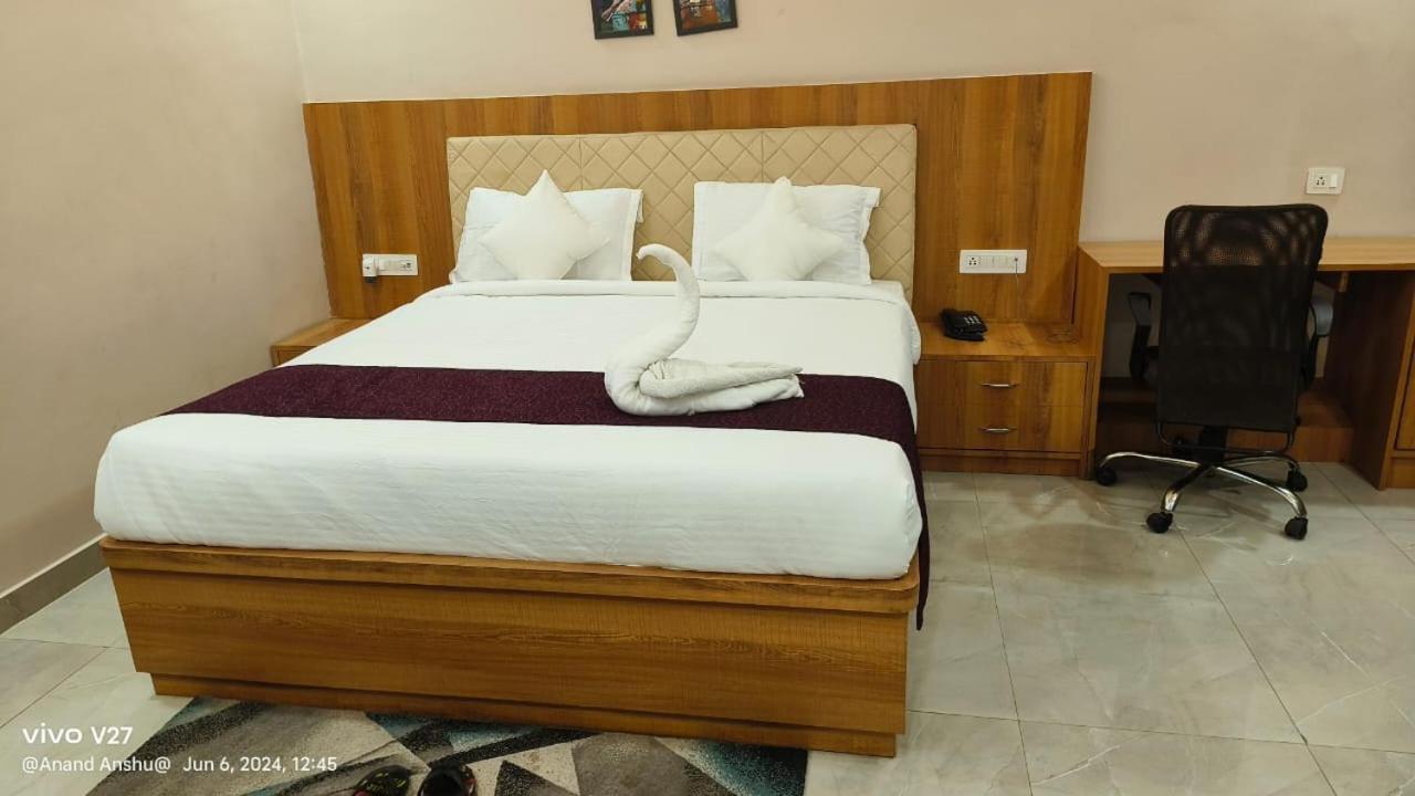 Shree R.C.Vatika Hotel Motihari Luaran gambar